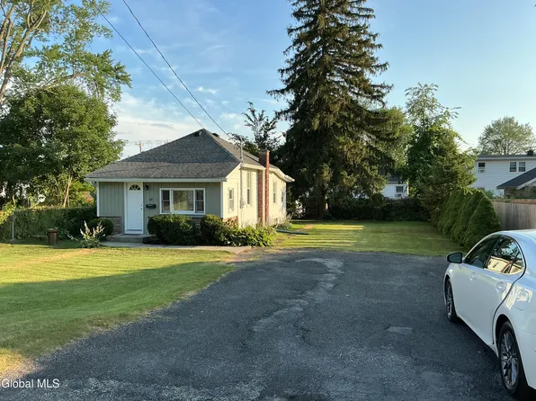 60 Pleasantview Avenue, Albany, NY 12203