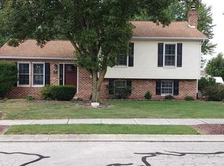 125 Cheetah Dr, Hanover, PA 17331