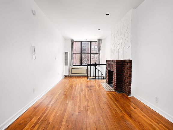 3rd image of 32 W 86th St APT 1B
