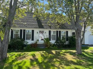 4 Clearview Ave, Waterville, ME 04901