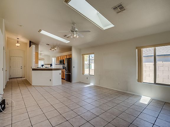 3rd image of 8992 N School Hill Dr