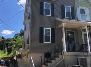 811 Vernon St, Bethlehem, PA 18015