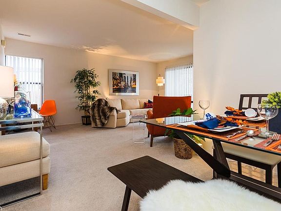 2nd image of 22540 Fairmont Dr #20102