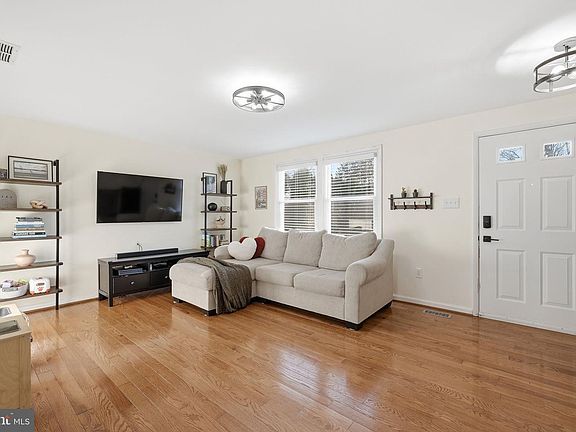 3rd image of 19828 Apple Ridge Pl