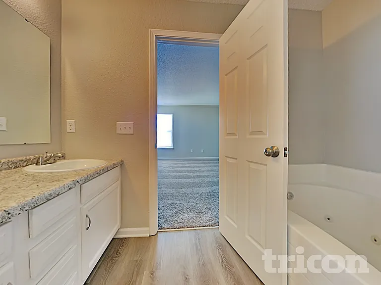 10818 Sterling Apple Dr — Photo 10