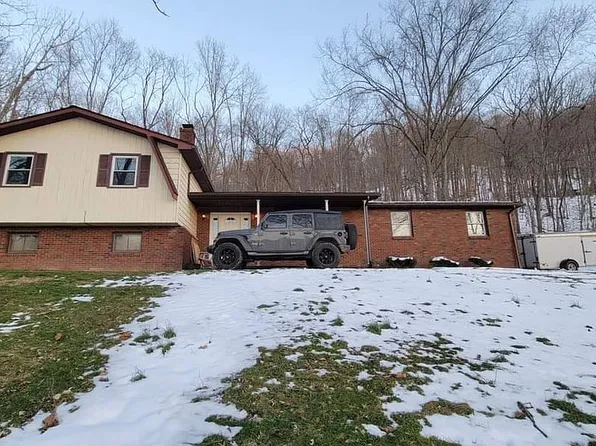 10040 N State Route 60 NW, McConnelsville, OH 43756