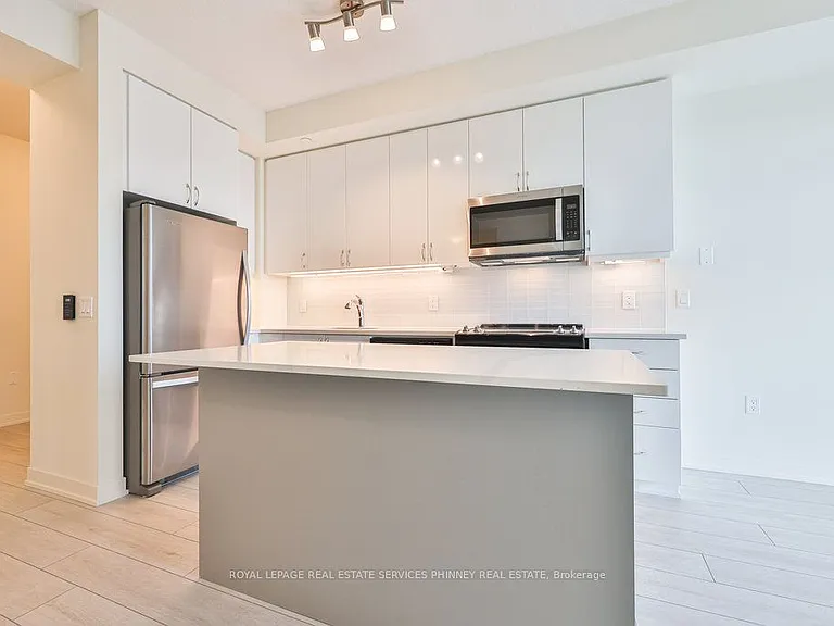 38 Annie Craig Dr #3701 — Photo 3
