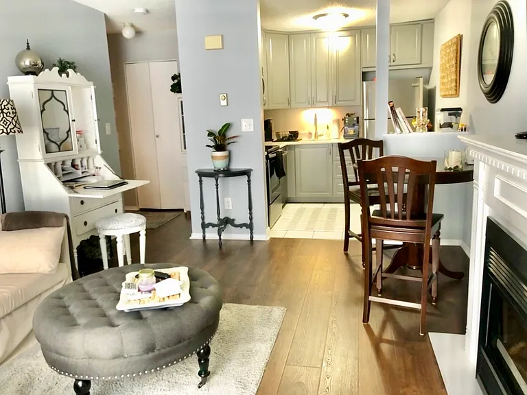 6 Pineview Dr #C — Photo 3