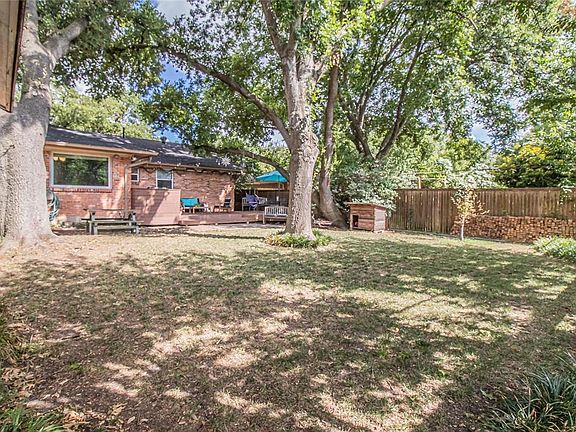 5th image of 508 S Lois Ln