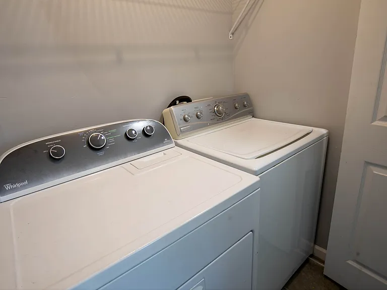 5768 Aftonshire Dr — Photo 14