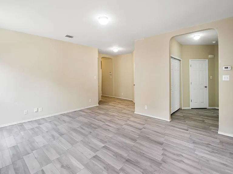 12206 Dewitt Way — Photo 6