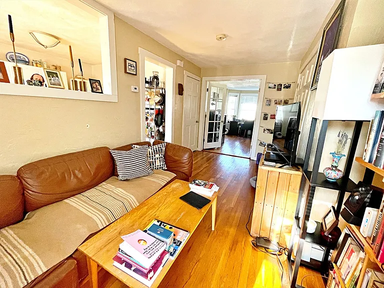 307 Sumner St #3 — Photo 6