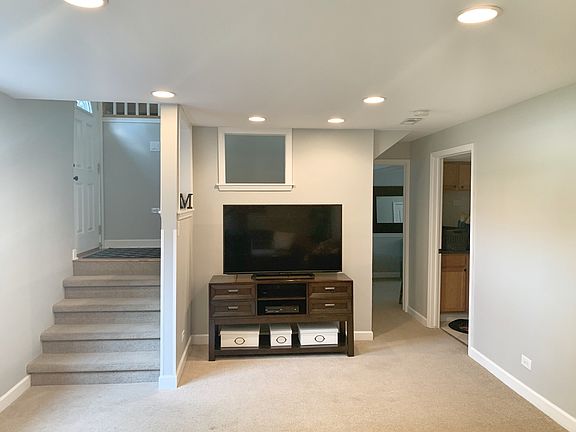 5th image of 16881 Sandy Ln