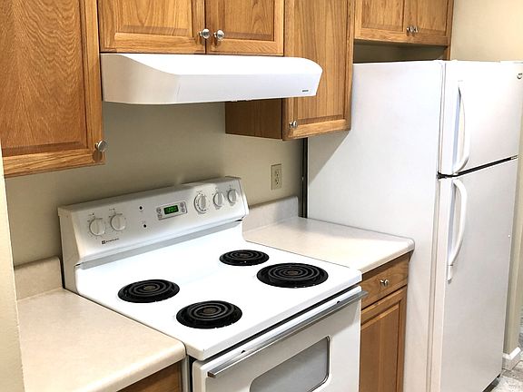2nd image of 102 N Timber Dr