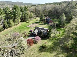 11 Juniper Dr, Deerfield, MA 01342