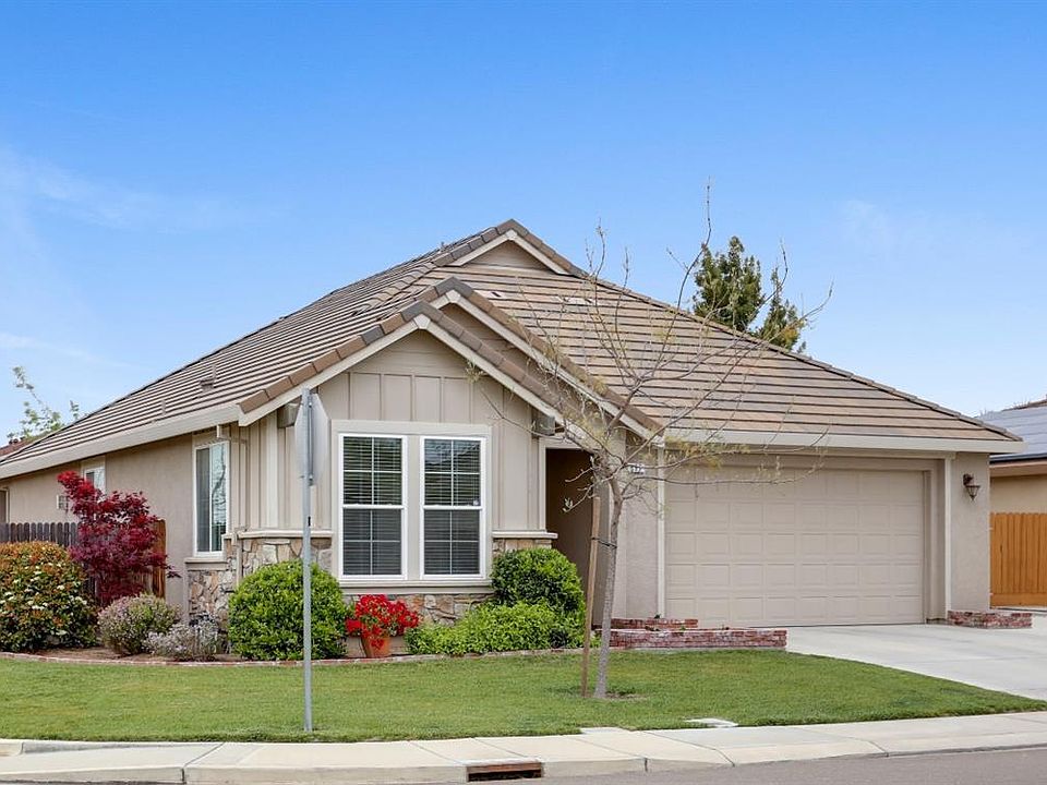 1st image of 897 Golden Pond Dr