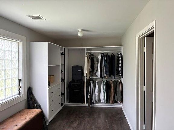 5th image of 5211 Dunlop St