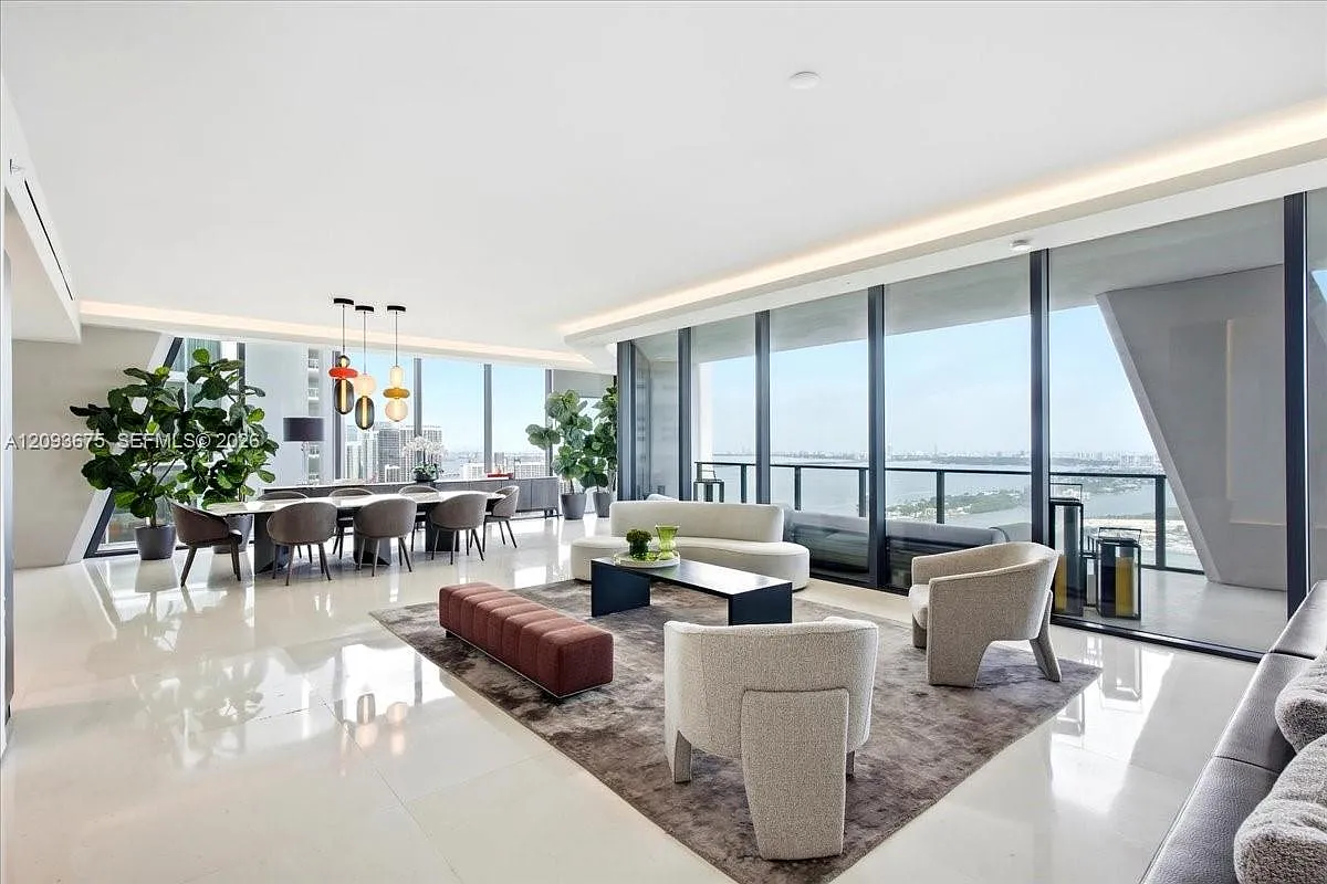 One Thousand Museum Condo — Photo 4