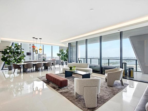 4th image of 1000 Biscayne Blvd #4102