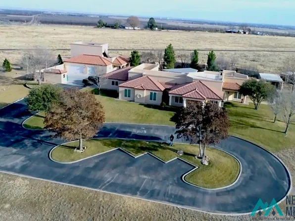 5052 W Country Club Rd, Roswell, NM 88201