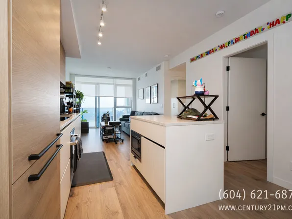 10448 University Dr #3112, Surrey, BC V3T 1V6