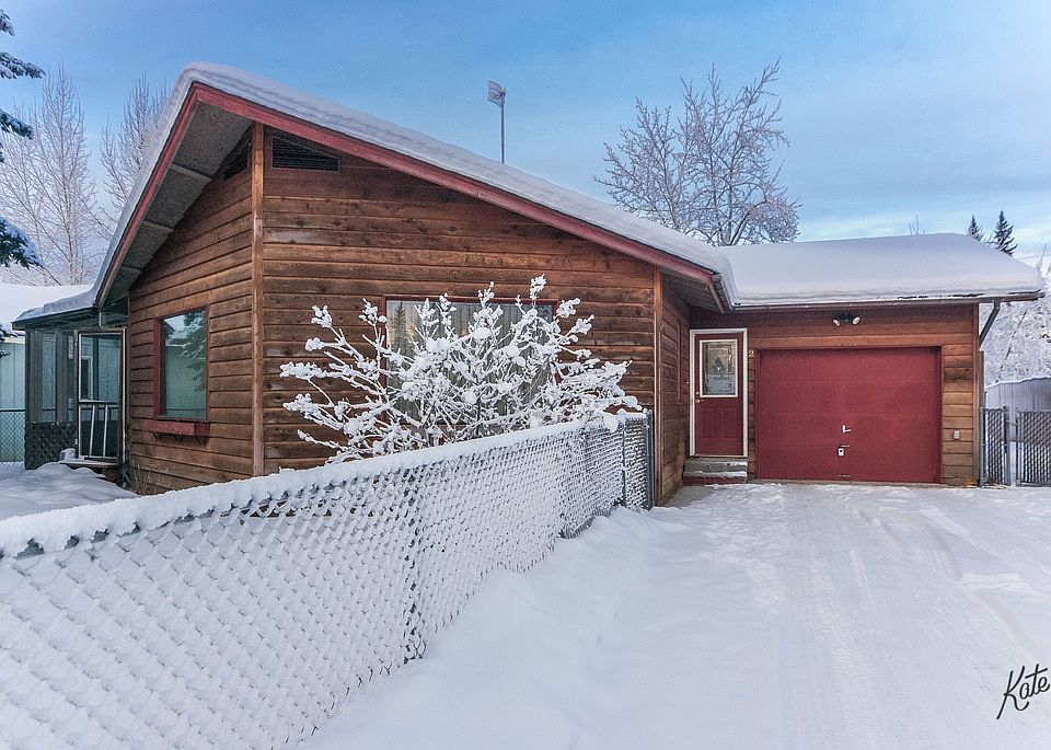 1st image of 216 Dunbar Ave