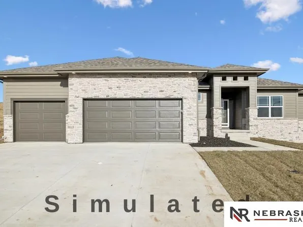 3812 Prairie Breeze Rd, Lincoln, NE 68516