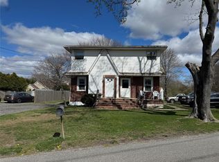329 Patchogue Yaphank Rd, Patchogue, NY 11772