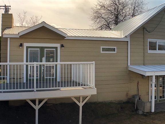 2nd image of 923 E Wapato Ave