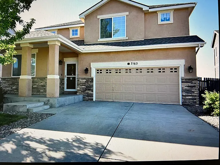 7165 Amber Ridge Dr — Photo 1