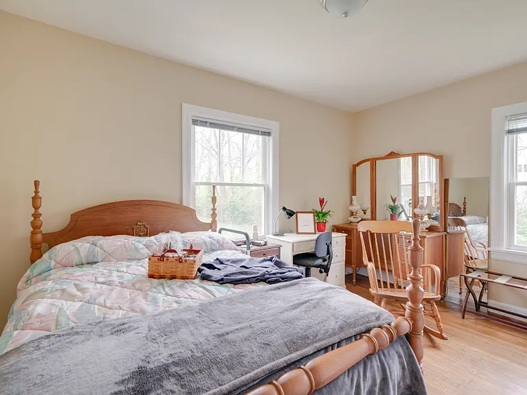back bedroom with desk