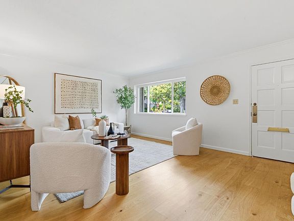 5th image of 612 Forest Ave