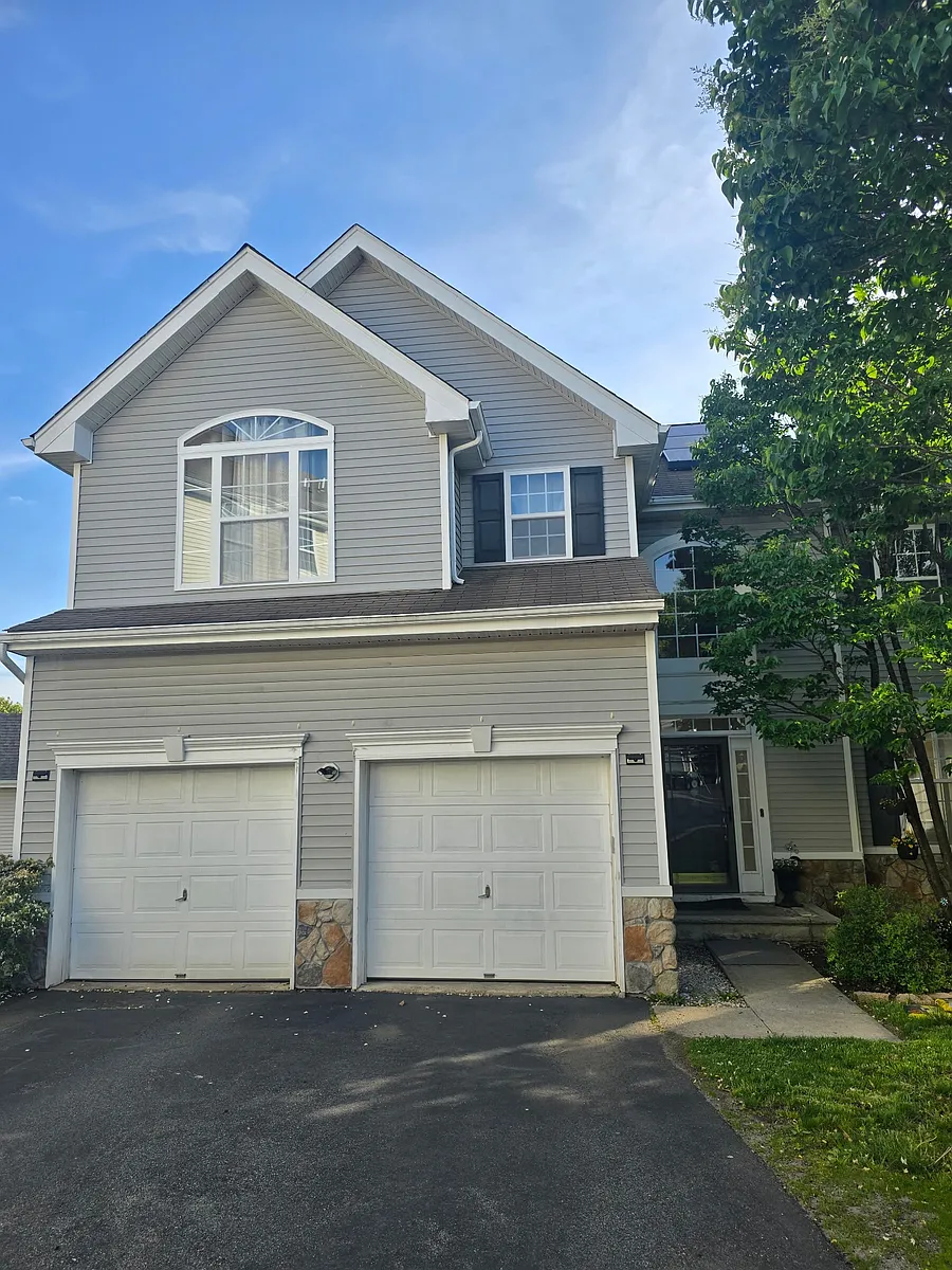 Building Photo - 22 Winding Hill Dr