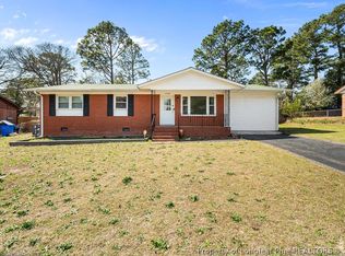 1334 Devonshire Dr, Fayetteville, NC 28304