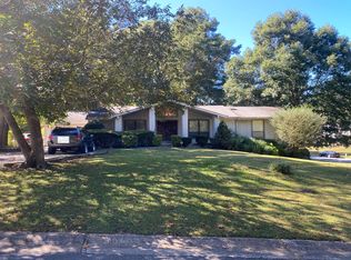 2760 Rock Creek Dr SW, Marietta, GA 30064