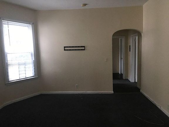 3rd image of 35 Farley Ave Floor 2