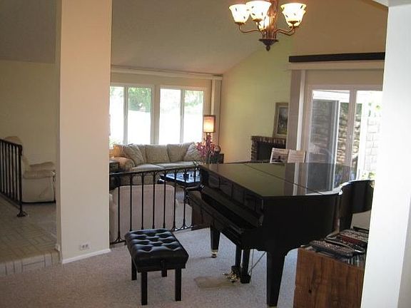 5th image of 2794 E Sierra Dr