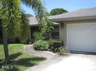 15560 69th Dr N, Palm Beach Gardens, FL 33418