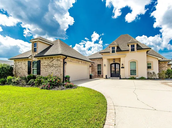 310 Lakewood Dr, Houma, LA 70360