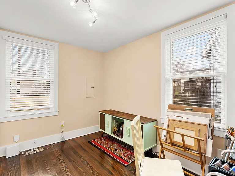 1308 Overton St — Photo 12