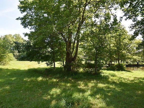5th image of 1525 Dalton Pike SE