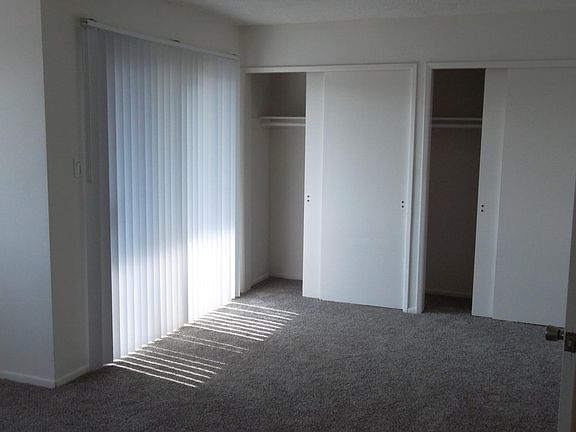 Masters bedroom with deck