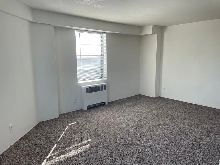 The Avenue apartments — Photo 23
