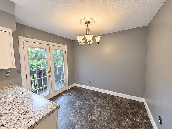 5th image of 10021 W 52nd St