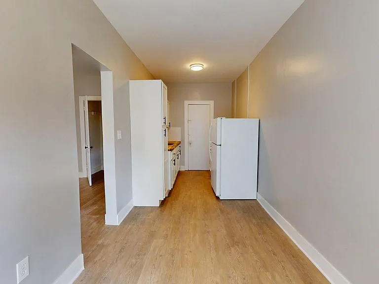 2684 Mayfield Rd — Photo 13
