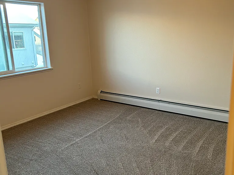 7464 Meadow St — Photo 12