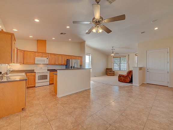 5th image of 11771 S Gila St