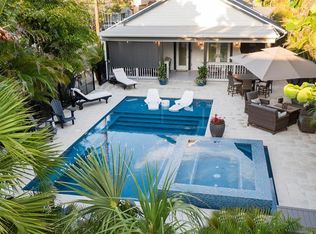 135 93rd Ave, Treasure Island, FL 33706
