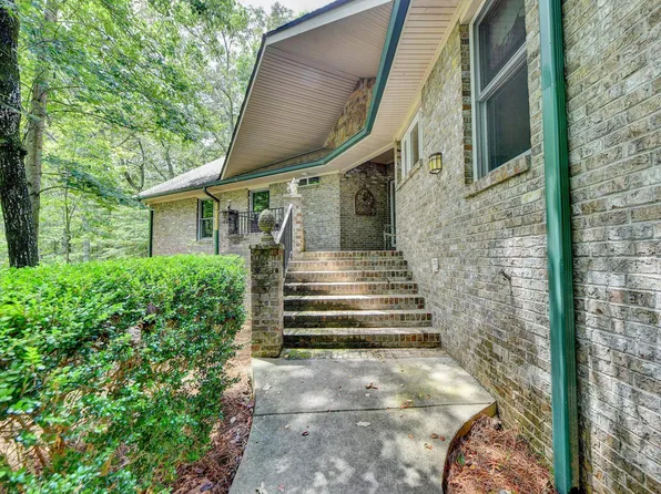 141 Eagle Heart Ct, Waleska, GA 30183
