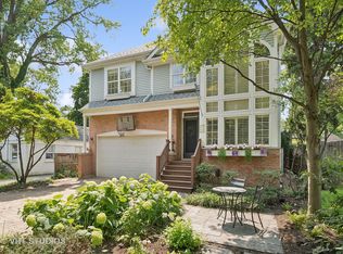 724 Juniper Rd, Glenview, IL 60025